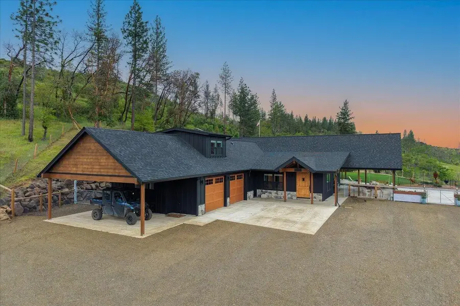 2220 Butte Falls Highway, Eagle Point, OR 97524 - #3