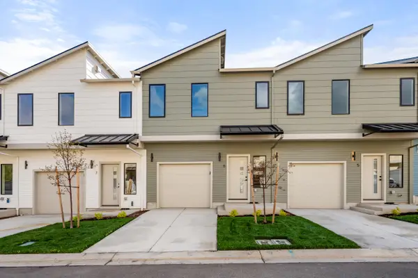 2028 Sunset Drive #6, Medford, OR 97501