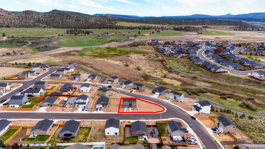1088 NE Cobbleridge Loop Ne, Prineville, OR 97754 - #3