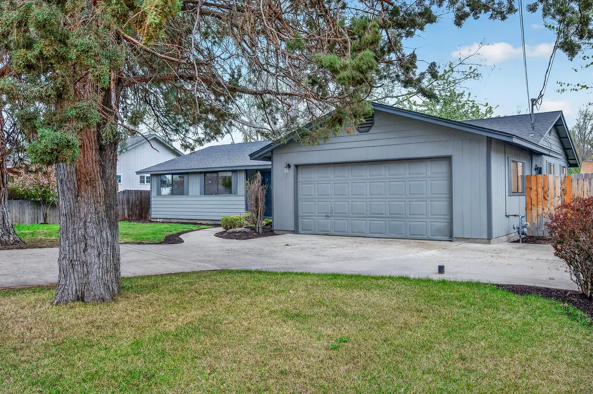 2747 SW 23rd Street, Redmond, OR 97756 - #1