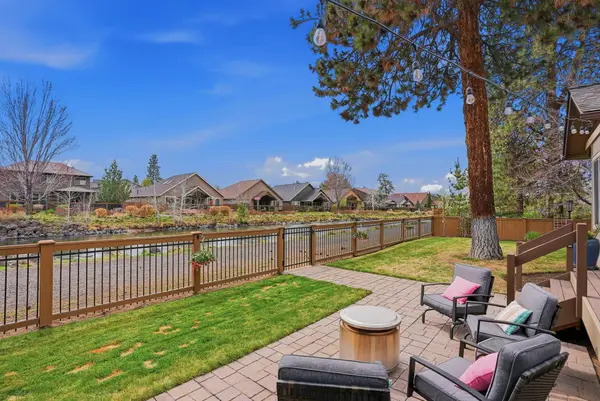 61173 Ridgewater Loop, Bend, OR 97702