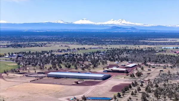 11997 SW Cornett Loop, Powell Butte, OR 97753