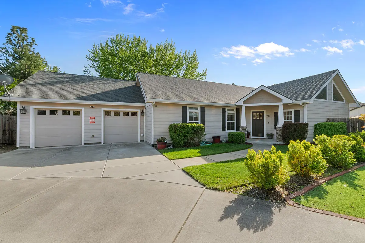 72 Pineridge Lane, Eagle Point, OR 97524 - #1