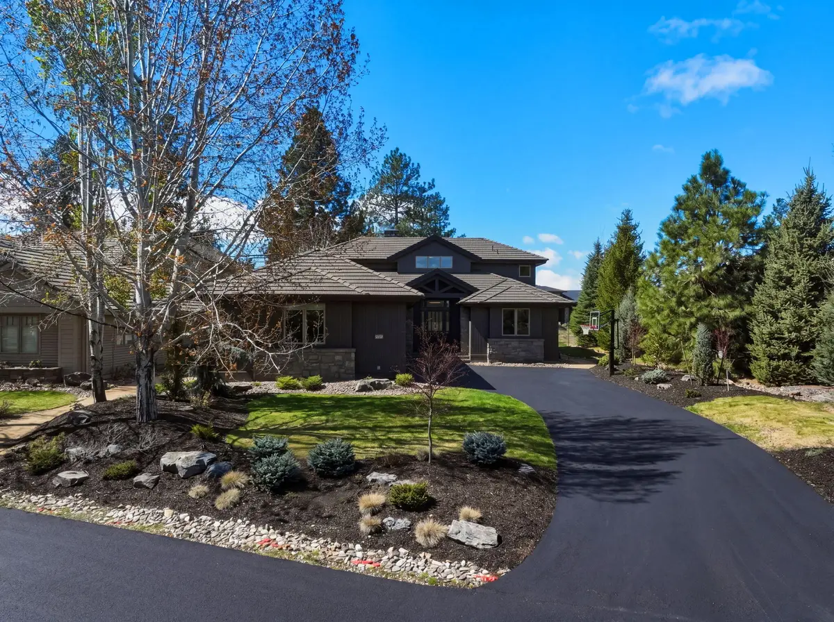 61807 Fall Creek Loop, Bend, OR 97702 - #1