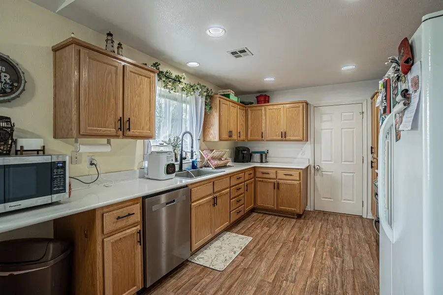 2885 Galaxy Way, Grants Pass, OR 97527 - #2