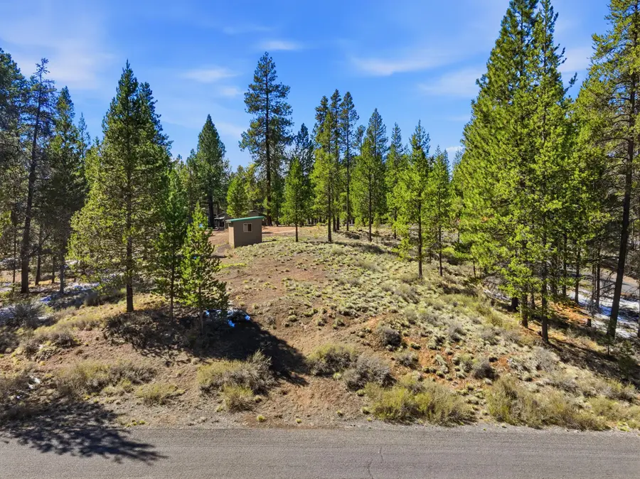 15171 W River Loop Drive W, Bend, OR 97707 - #2
