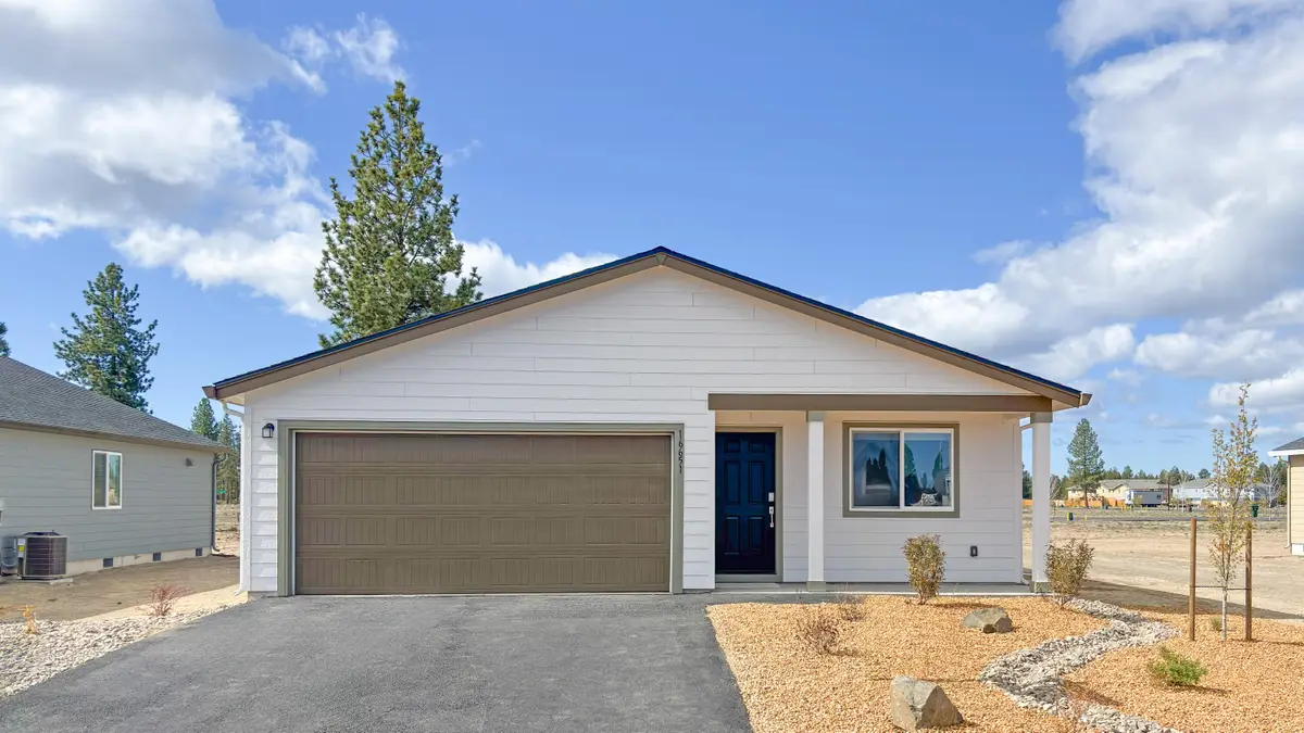 16651 Grey Pine St, La Pine, OR 97739 - #1