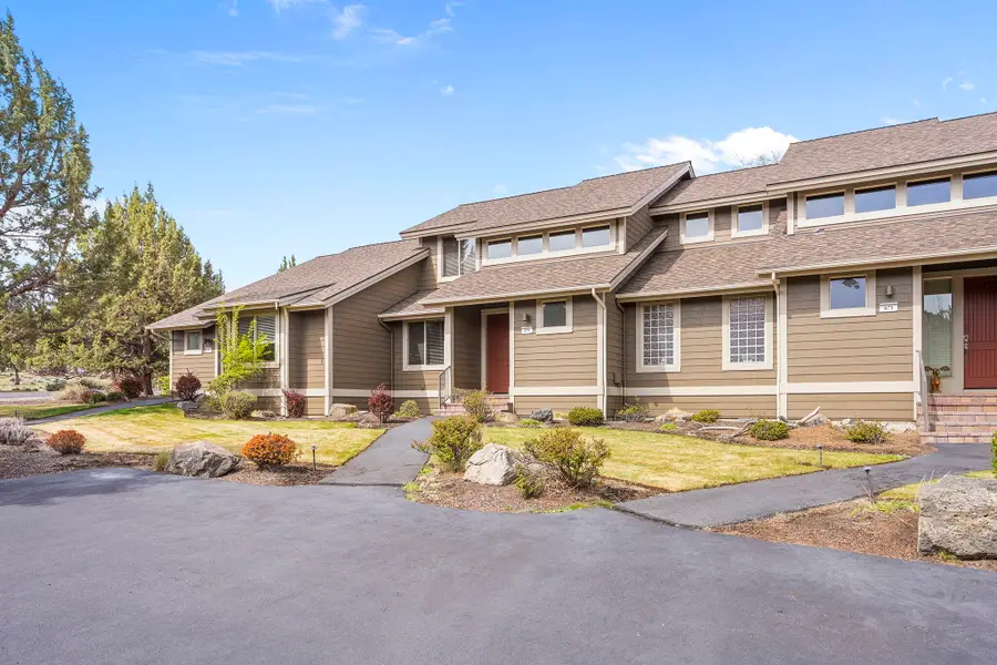 679 Sage Country Court, Redmond, OR 97756 - #2