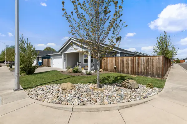 3949 Connor Drive, White City, OR 97503