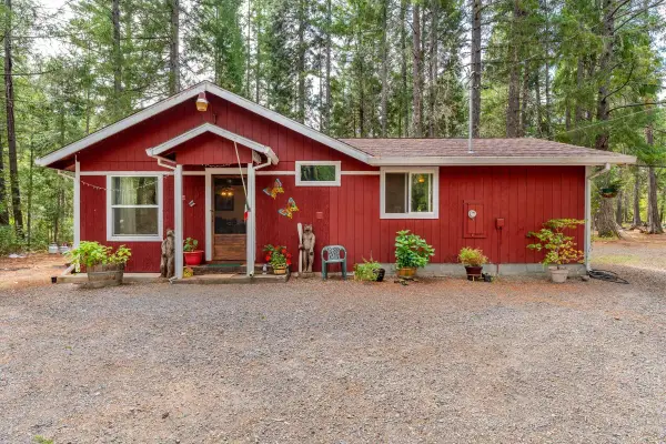 755 Rough Ready Creek Road, O'Brien, OR 97534