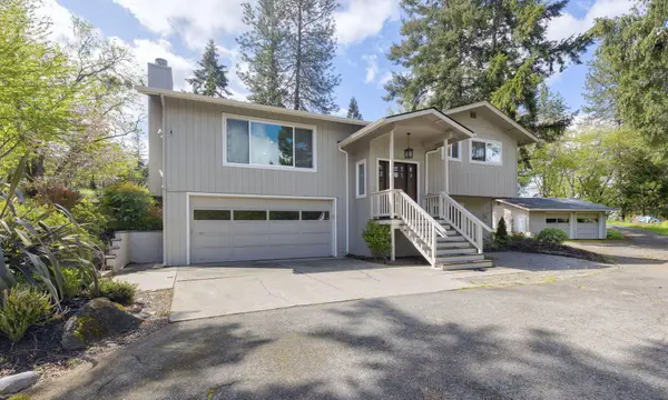 356 Brooke Lane, Grants Pass, OR 97527