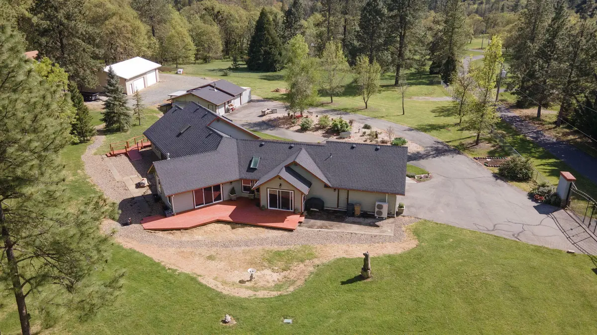 201 Hoffman Way, Grants Pass, OR 97526 - #1