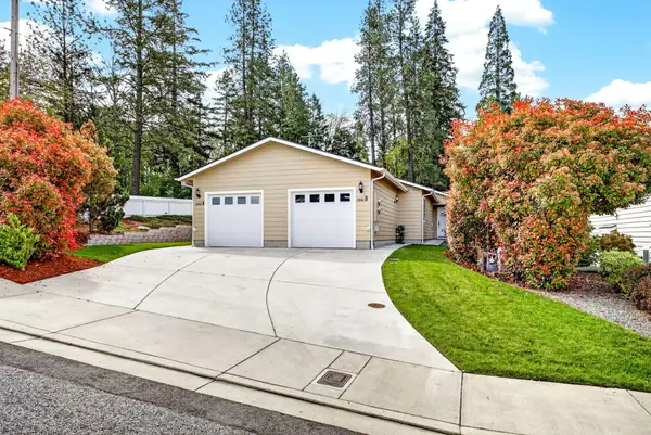 3001 University Road #A & B, Grants Pass, OR 97527