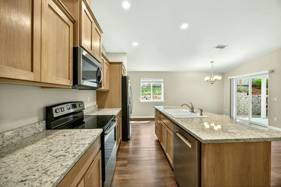 3001 University Road #A & B, Grants Pass, OR 97527 - #3