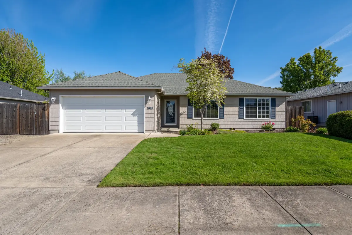 1621 Hollyhock Drive, Medford, OR 97504 - #1