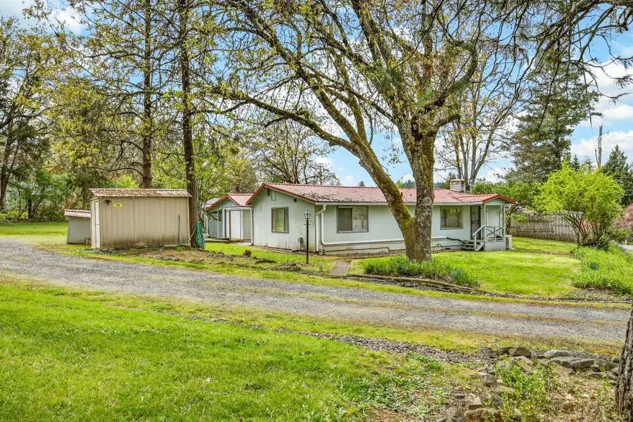 135 Frankham Road, Grants Pass, OR 97527 - #2