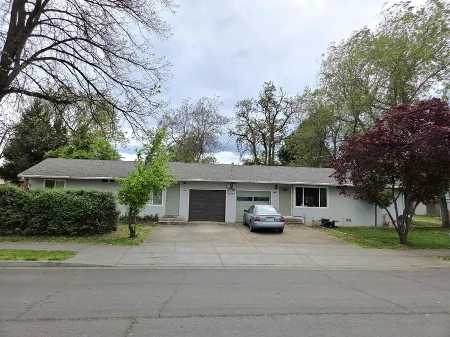 1301 Prune Street, Medford, OR 97501 - #2