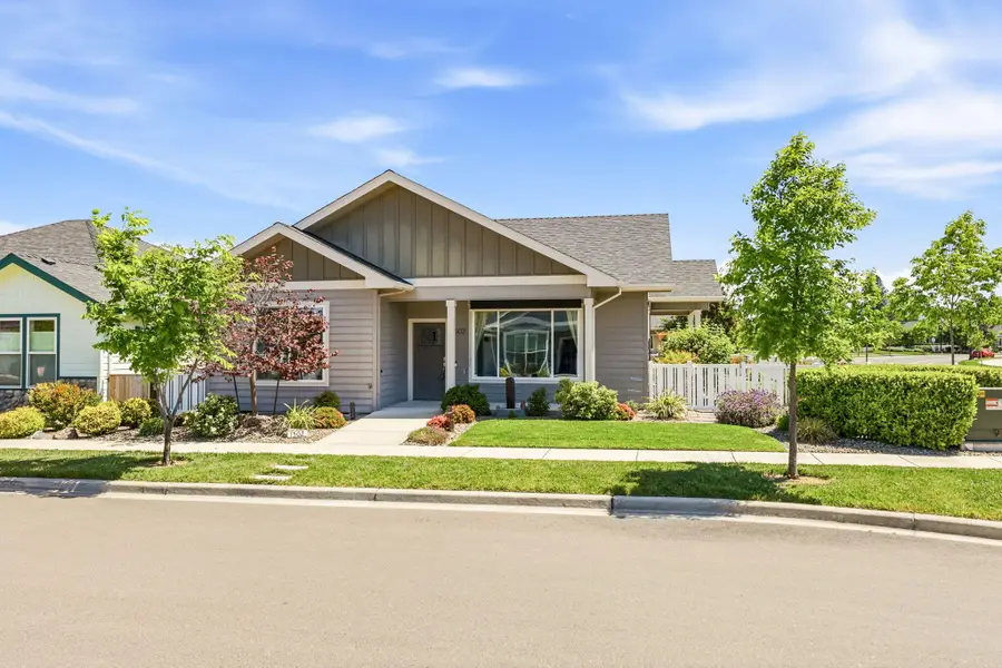 1502 River Run Street, Central Point, OR 97502 - #3