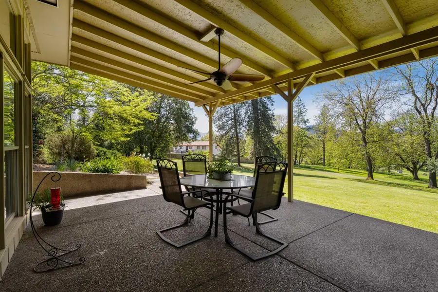 254 El Camino Way, Grants Pass, OR 97526 - #2