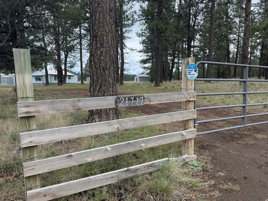 21717 Moccasin Lane, Chiloquin, OR 97624 - #3