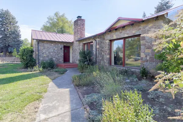 547 Oakdale Drive, Medford, OR 97501