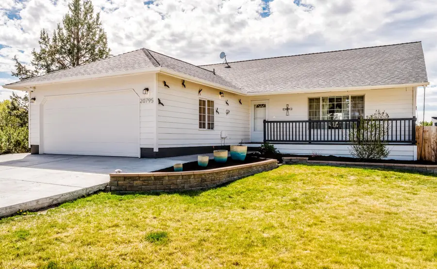 20795 Arago Circle, Bend, OR 97703 - #2