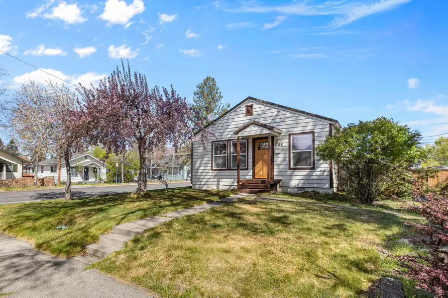 640 NW Delaware Avenue, Bend, OR 97703 - #2