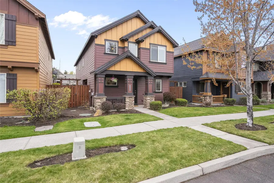20483 Brentwood Avenue, Bend, OR 97702 - #2