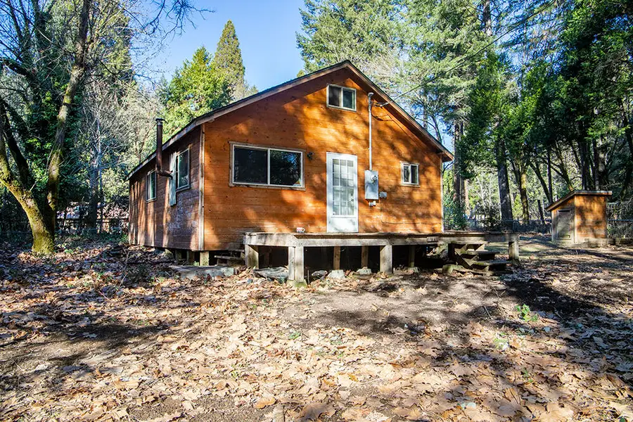 357 Main Street, Wolf Creek, OR 97497 - #2