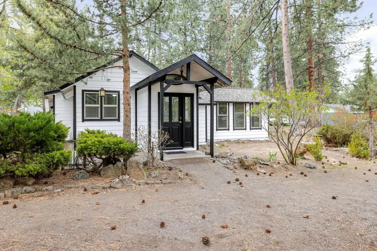 60236 Navajo Road, Bend, OR 97702 - #1