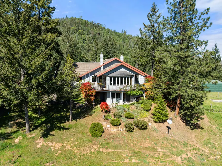 9302 Yank Gulch Road, Talent, OR 97540 - #3