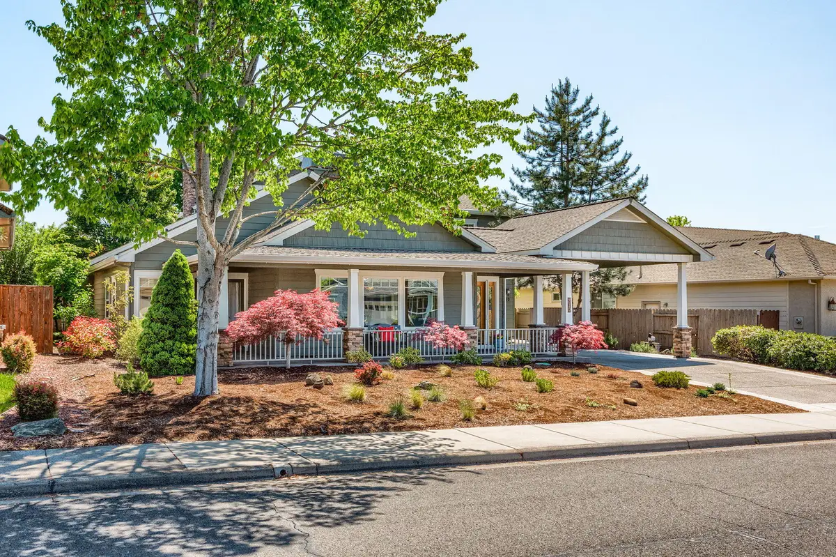 210 Bellerive Drive, Eagle Point, OR 97524 - #1