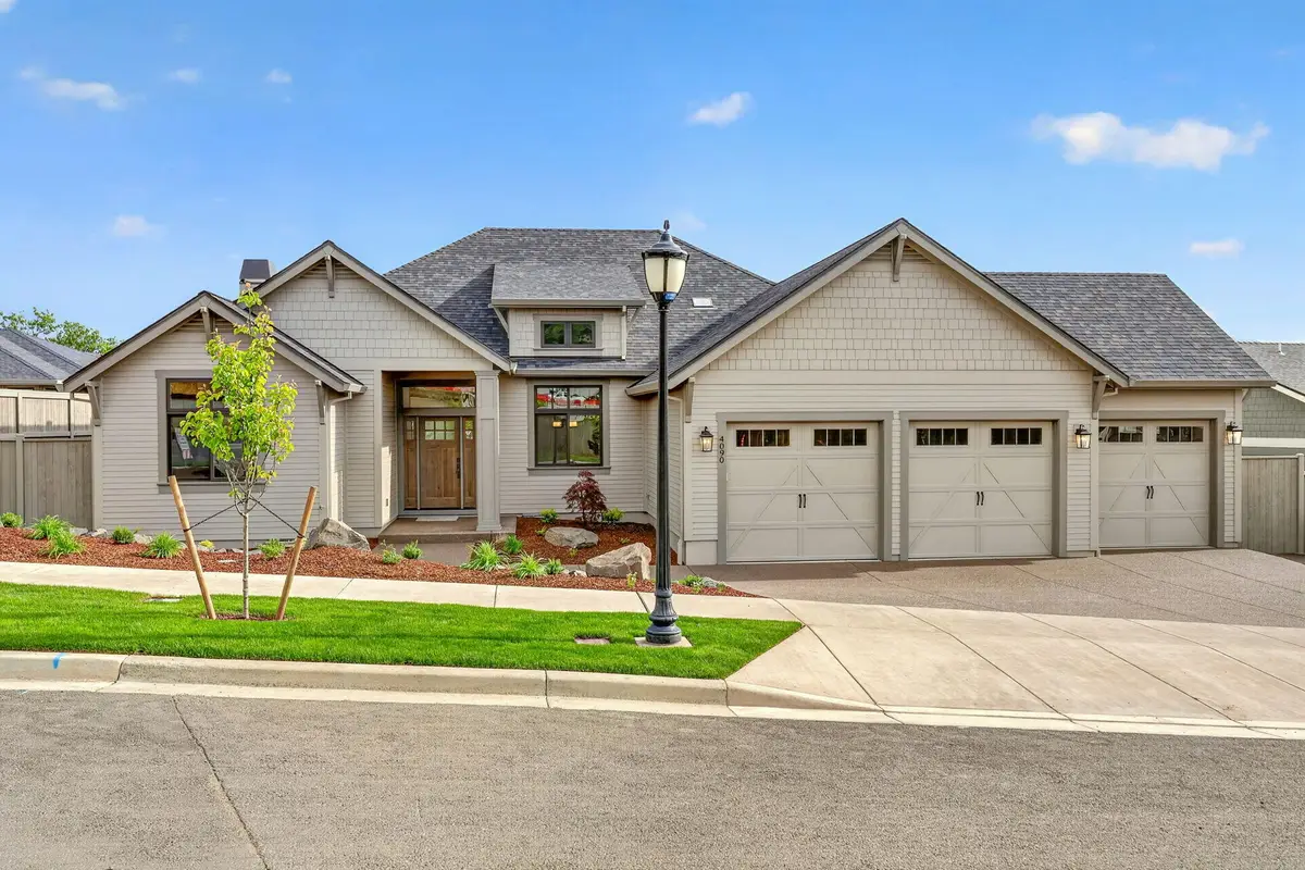 4090 Crystal Springs Drive, Medford, OR 97504 - #1