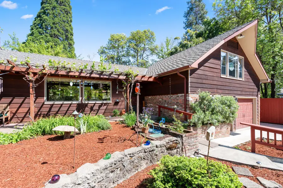 1341 NW Washington Boulevard, Grants Pass, OR 97526 - #2