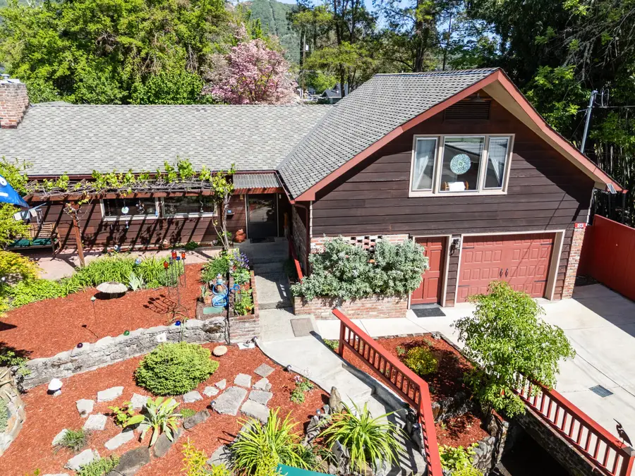 1341 NW Washington Boulevard, Grants Pass, OR 97526 - #3