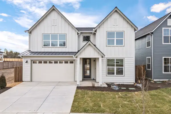 4383 SW Rhyolite Place #22, Redmond, OR 97756