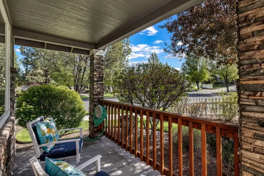 3626 SW 29th Street, Redmond, OR 97756 - #2
