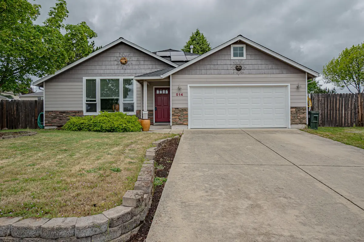514 Coventry Court, Eagle Point, OR 97524 - #1