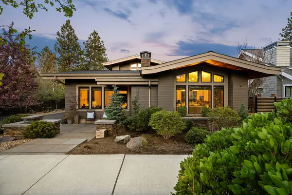2294 NW High Lakes Loop, Bend, OR 97703