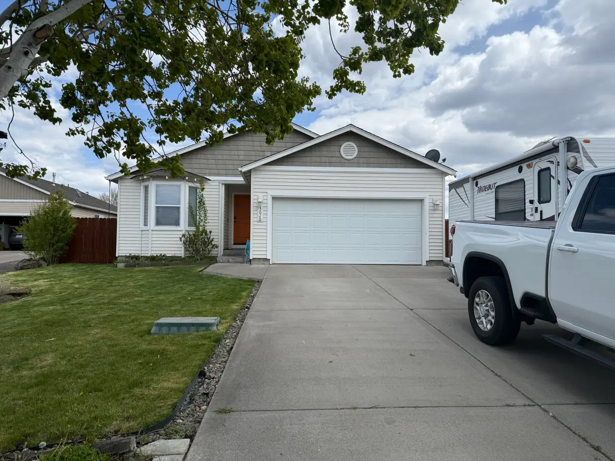 3020 NW 9th Court, Redmond, OR 97756 - #1