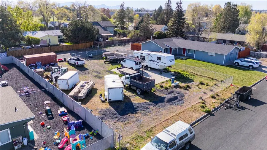 1222 SW 16th Street, Redmond, OR 97756 - #3