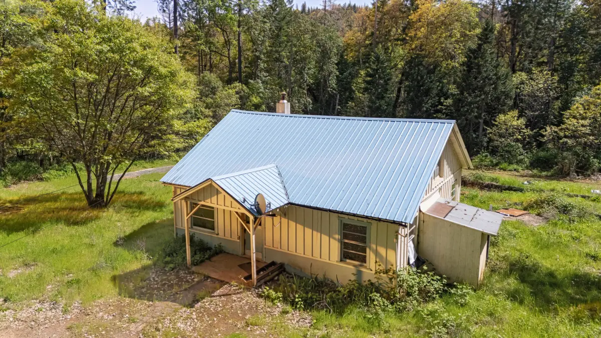 5525 Caves Highway, Cave Junction, OR 97523 - #1