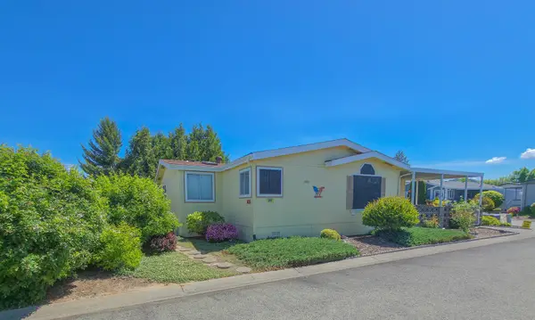 215 Whispering Willow Drive, Grants Pass, OR 97527