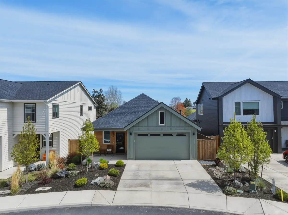 20546 Aberdeen Court, Bend, OR 97702 - #1
