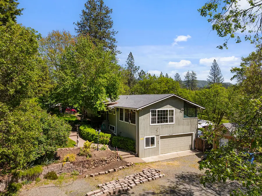 151 Hornet Lane, Grants Pass, OR 97527 - #3