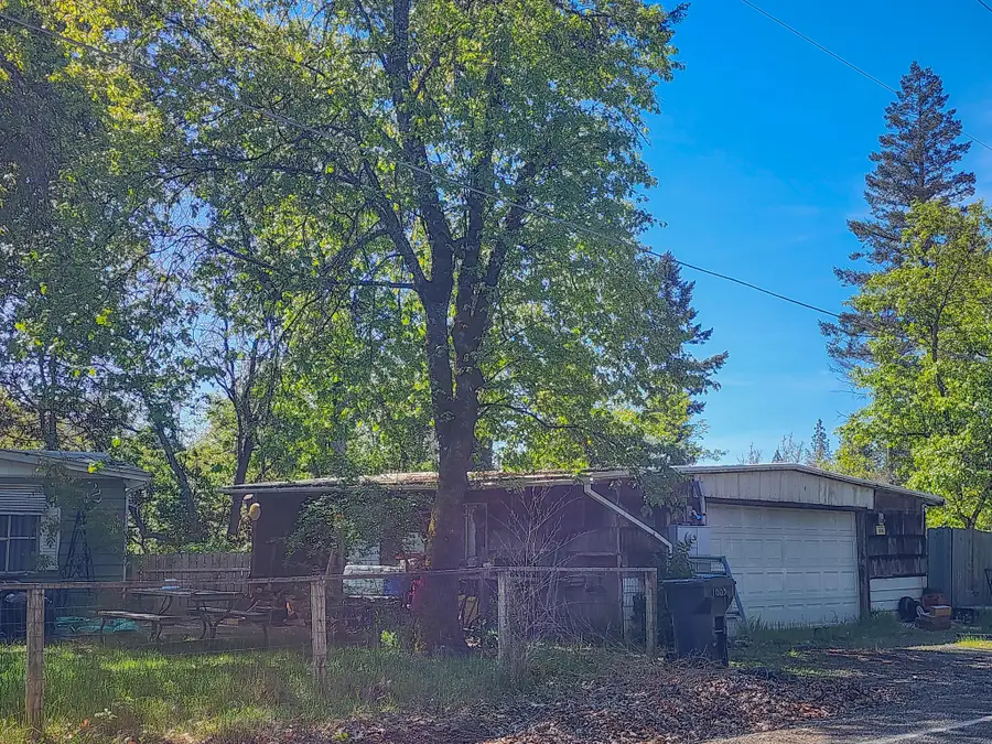 1003 Red Mountain Drive, Grants Pass, OR 97526 - #3