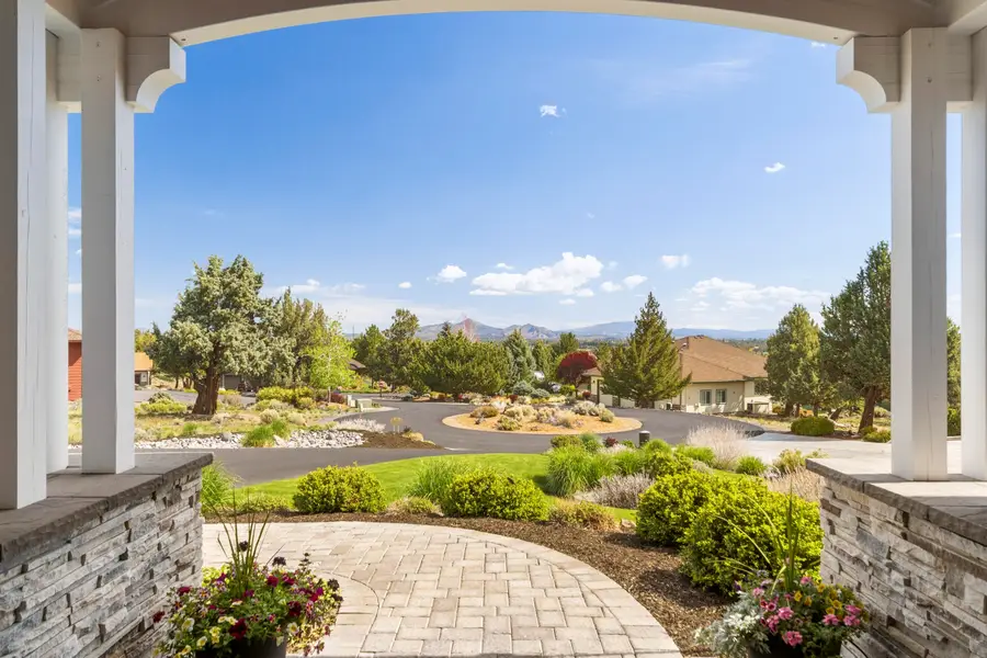 2265 Crossbill Court, Redmond, OR 97756 - #3