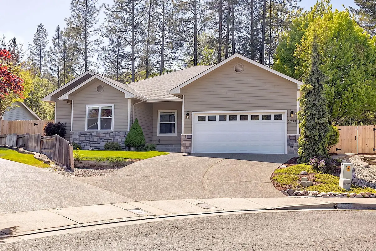 2737 SW Trinity Way, Grants Pass, OR 97527 - #1