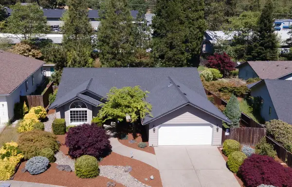 204 NW Sinclair Drive, Grants Pass, OR 97526