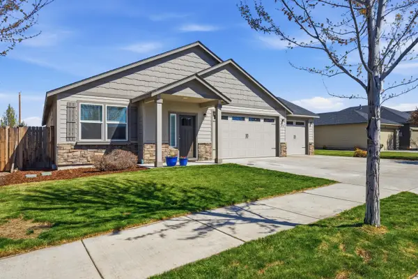 1770 SW 36th Way, Redmond, OR 97756